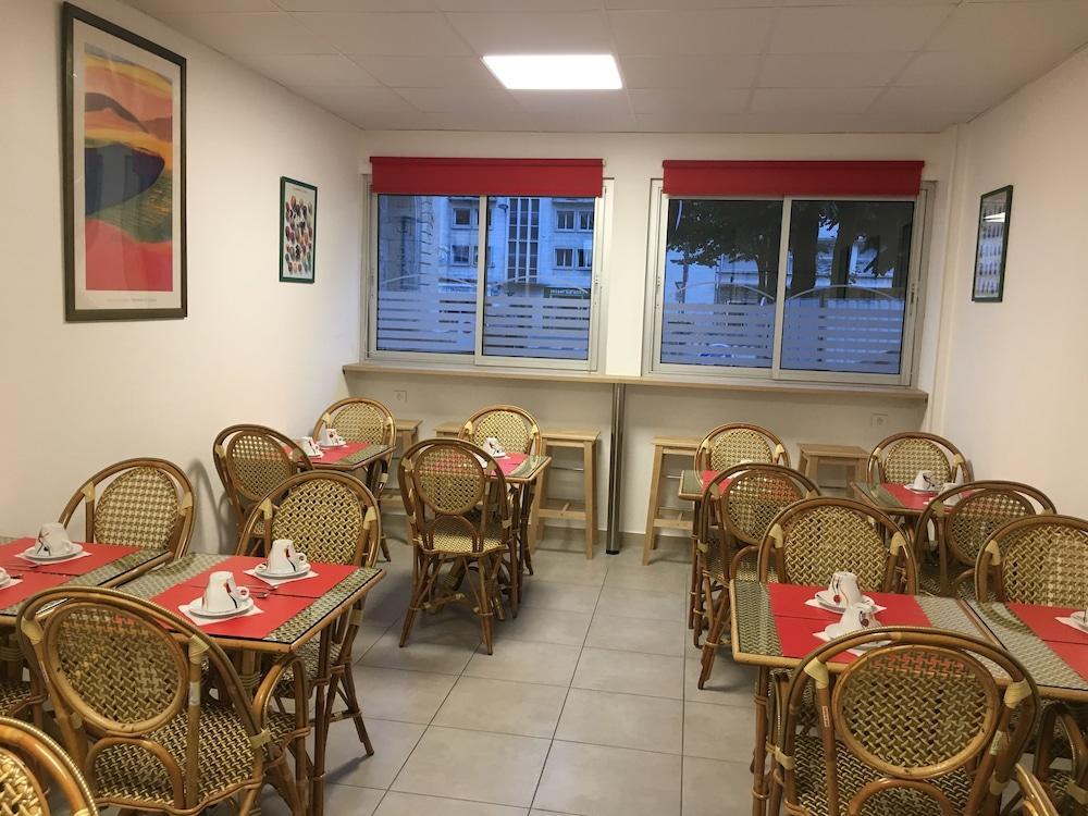 鲁昂阿尔巴康福特酒店 外观 照片